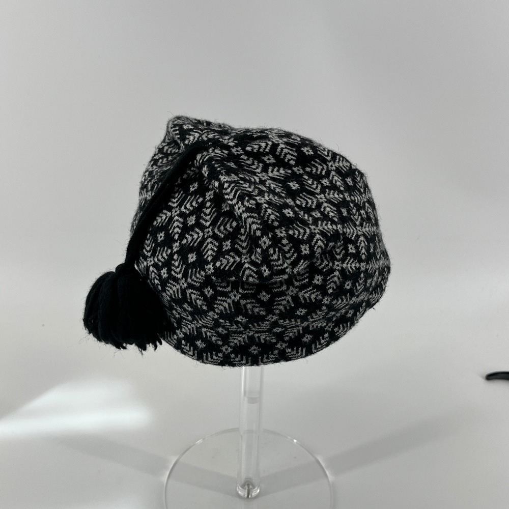 Obermeyer Signature Womens Black White Knit Tassel Beanie Hat One Size